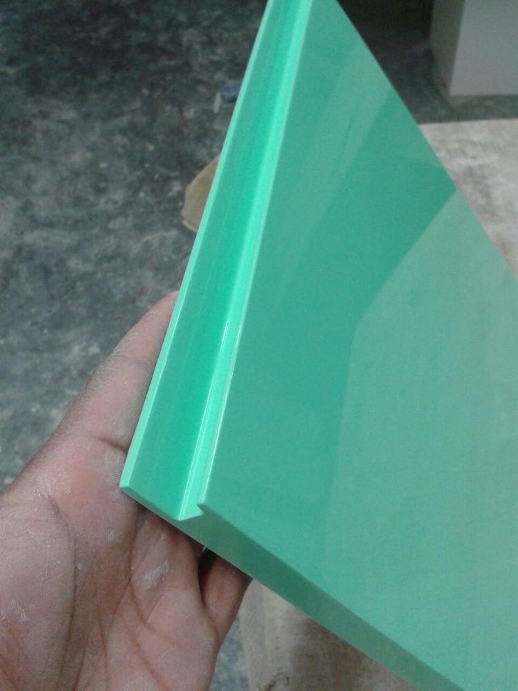 Laca Alto Brilho Espelhado em Móveis