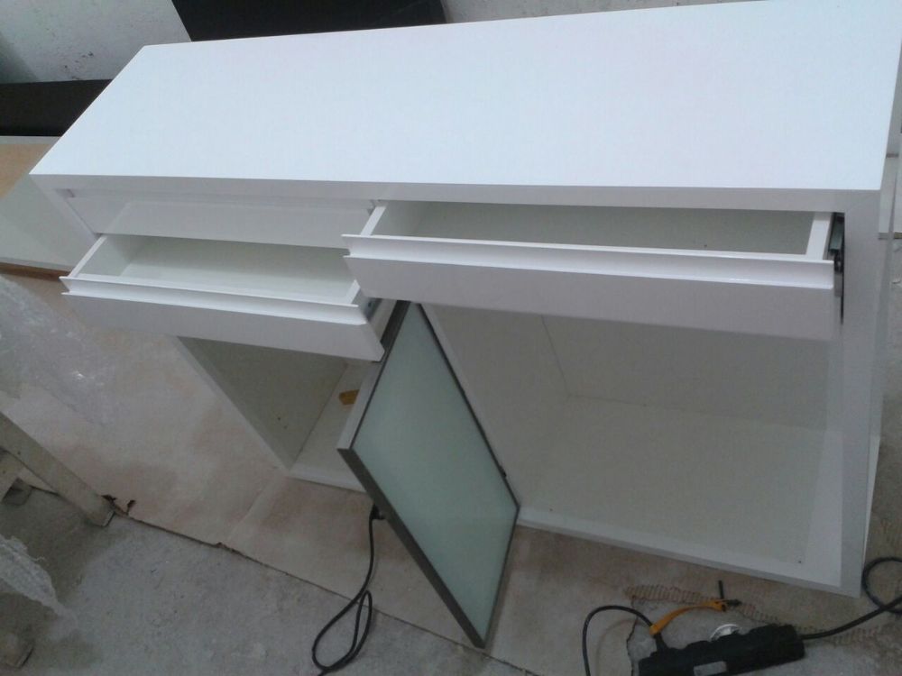 Laca Alto Brilho Espelhado em Móveis