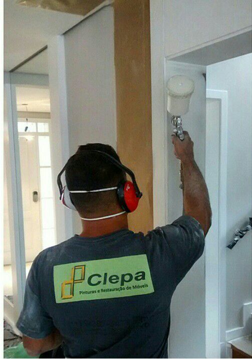 Laqueação Fosca em Portas e Batentes